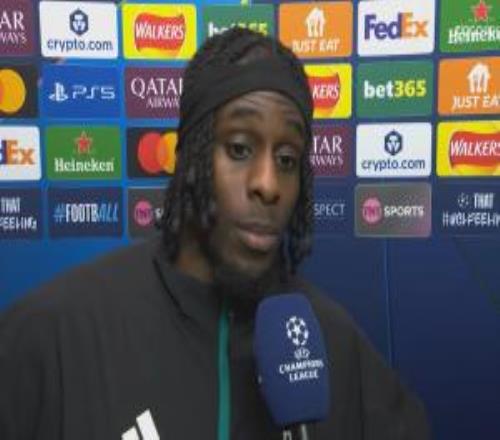 弗林蓬：有人说诺阿朗拇指断了一截，我不清楚，他肯定很疼