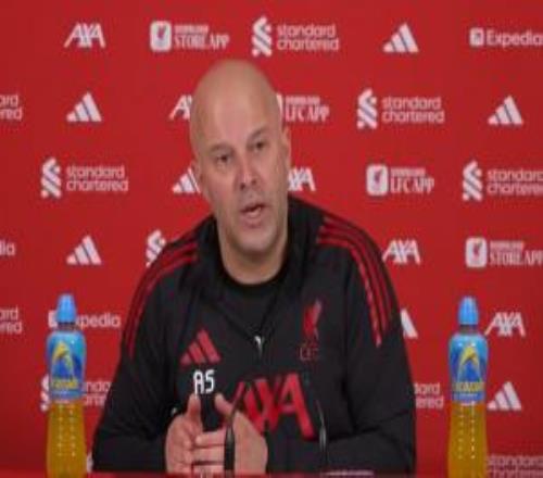 斯洛特：周中的比賽更開放所以跑動更多睡眠和飲食是恢復(fù)的關(guān)鍵