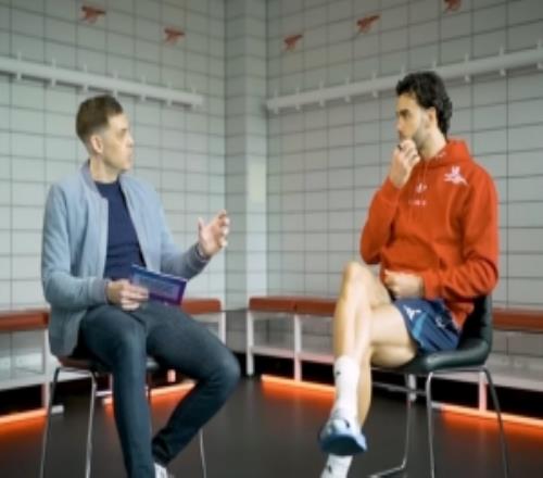 拉亞：如果不是一名足球運(yùn)動(dòng)員，我可能會(huì)選擇從事家族珠寶生意