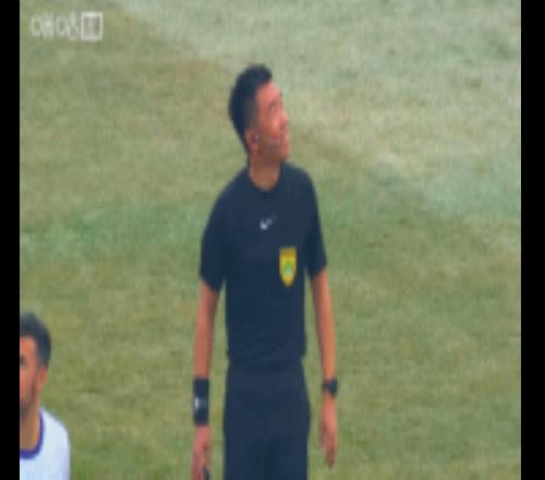 鐵人vs津門虎因場(chǎng)地出現(xiàn)無(wú)人機(jī)，比賽延遲開(kāi)球4分鐘