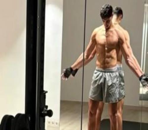 拜仁太子！21歲帕夫洛維奇身價(jià)漲至7500萬同齡第2鐵腰一身腱子肉