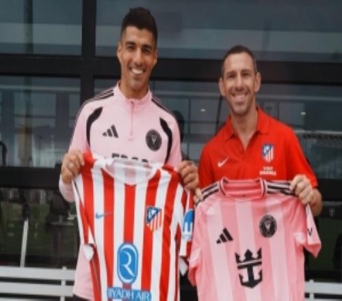 馬克西羅德里格斯造訪邁阿密國際，與蘇亞雷斯互贈球衣