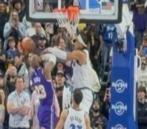 詹姆斯：裁判漏判了對(duì)我的那次犯規(guī)結(jié)果對(duì)我們來說反而是最好的