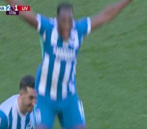 身體素質(zhì)仍在線！35歲維爾貝克跳山羊躍過1米92隊友，慶祝雙響