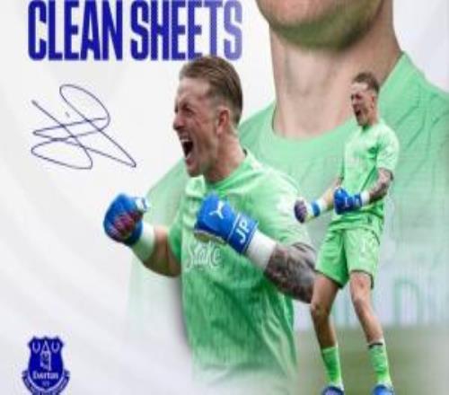 差距明顯...皮克福德高接低擋獻神撲桑切斯兩次失誤一次直接丟球