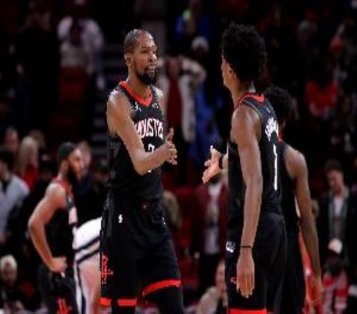 阿門：能與傳奇KD并肩作戰讓人振奮看到他打破那些紀錄非常酷