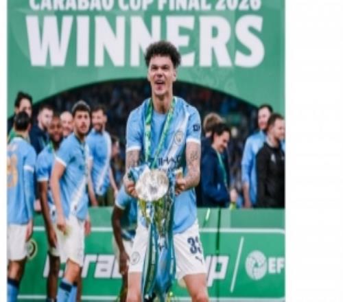 曼城曬奧賴?yán)醣眨褐芰鶓c祝21歲生日，周日將溫布利染成藍(lán)色