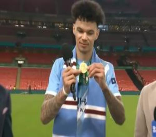 放狠話！奧賴?yán)何覀兛隙茉诼?lián)賽追上阿森納，一直能聞到血腥味