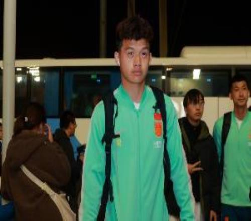 劉浩帆：姆伯莫不來參賽沒什么遺不遺憾的，要盡快跟上大哥們