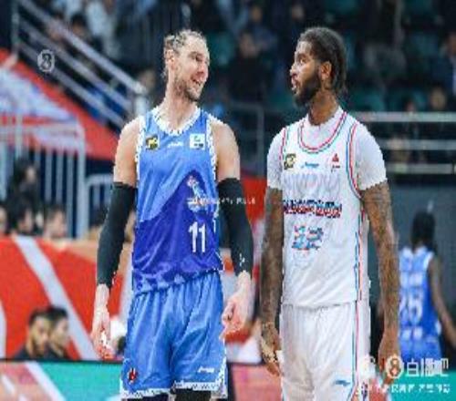 救火外援來(lái)了！克里斯預(yù)計(jì)傷缺34周山東男籃簽下2米15的斯蒂爾