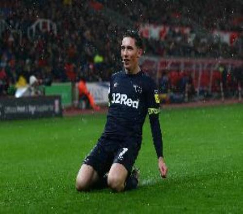 對(duì)孫子下注！威爾遜：爺爺下注我能進(jìn)威爾士隊(duì)，贏12萬+直接退休