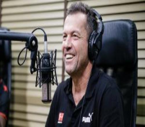 马特乌斯：认真踢球的吕迪格是世界级中卫，穆西亚拉必须保持耐心