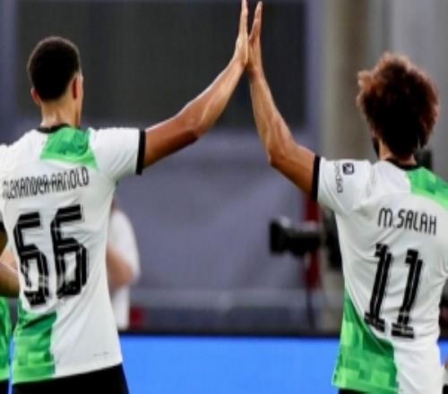 阿諾德社媒曬合照致敬薩拉赫：真是一段非凡的旅程，兄弟