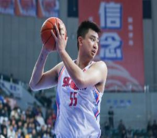 媒體人：廣廈男籃補強內(nèi)線在自由市場上簽回了舊將蘇若禹