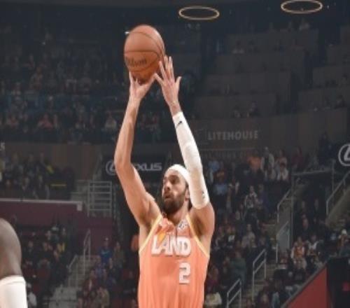 斯特鲁斯：感激教练坦诚指出防守问题没有人对此心存芥蒂