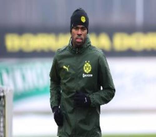 德天空：丘庫埃梅卡職業(yè)生涯至今從未踢滿過一場比賽