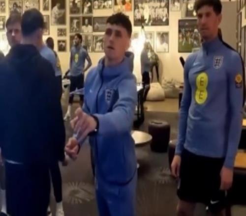 180分！福登在英格蘭基地射飛鏢擲出滿分，三鏢均中203