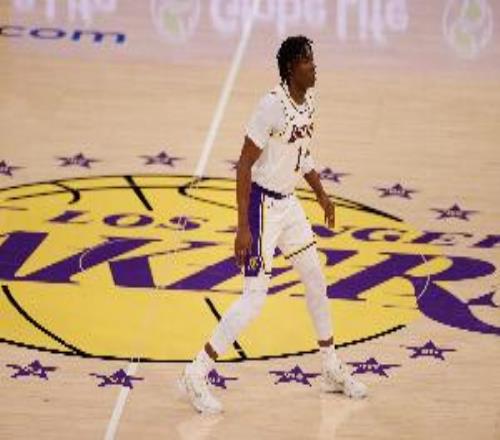 雷迪克：蒂耶罗赛后第二天的感觉不太好我们谨慎考虑让他休战