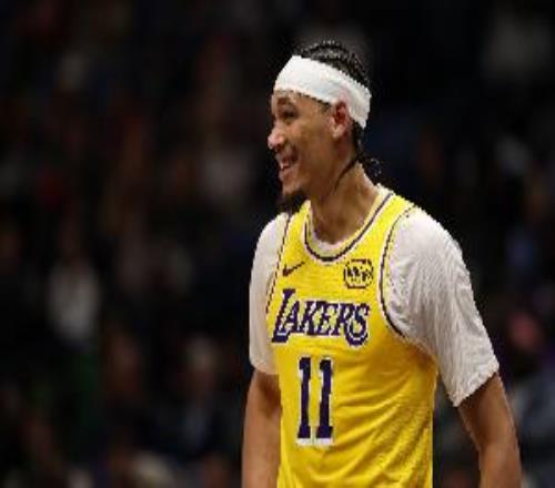 海斯湖人生涯首次單場砍下20+10本賽季首次砍下兩雙