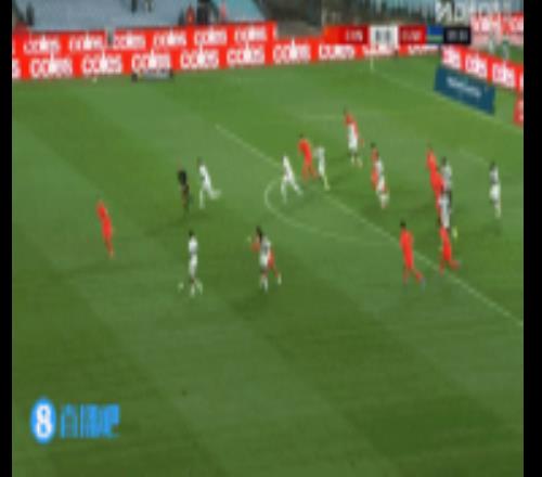 王上源1v2關(guān)鍵攔截！媒體人：救國(guó)足一命！傳過(guò)去就是半場(chǎng)大單刀