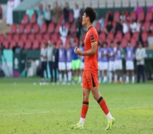 彭嘯：希望接下來(lái)兩場(chǎng)比賽全勝有一天能為成年國(guó)家隊(duì)效力