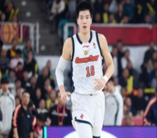 媒體人：焦泊喬本季想盡快融入廣東隊&壓力大保持愉悅心情很重要