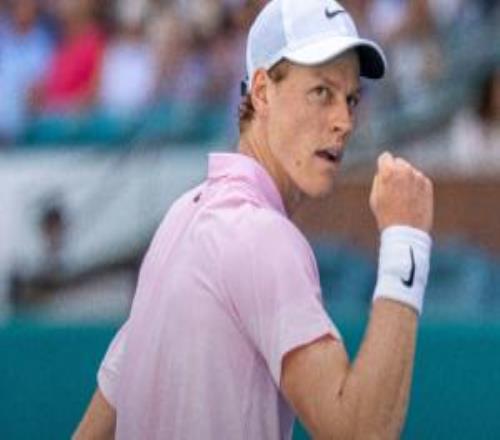 仅用时71分钟！辛纳20蒂亚福进迈阿密战四强，大师赛连胜30盘