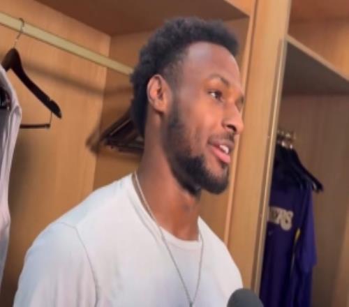 布朗尼分享趣聞：14年在邁阿密單挑贏老詹他把家門(mén)口籃板砸壞了