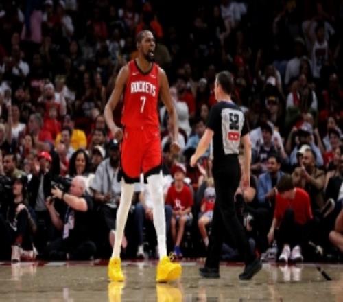 白巧克力：我認(rèn)為KD總得分能超科比但再往上就不確定了