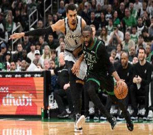 麦迪：即使你把文班过了他仍能追上来攻他就让他保持在你身前