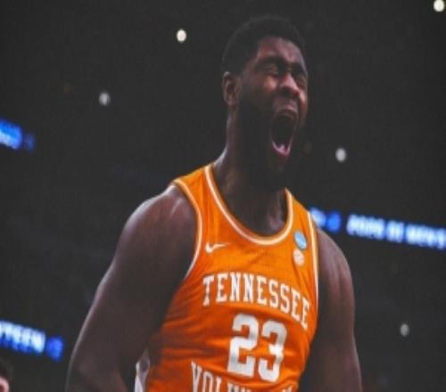 田纳西7662爱荷华州立晋级八强阿门特10中6砍下18分4板3助2帽