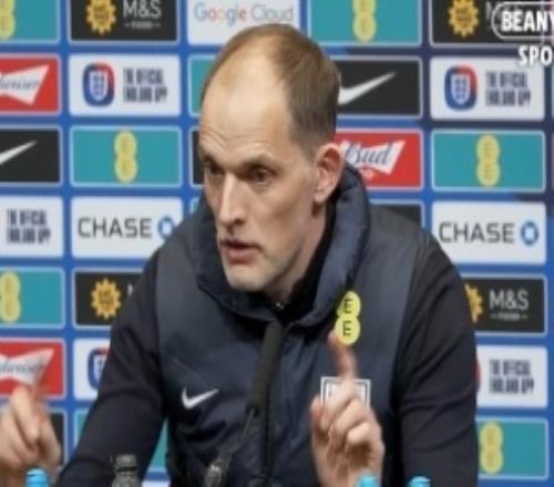 圖赫爾：賽后我不想和裁判進(jìn)行溝通，全場比賽的吹罰水準(zhǔn)堪稱糟糕