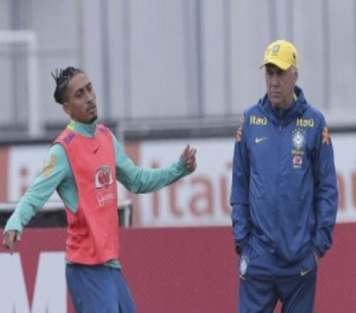 每體：弗里克對拉菲尼亞受傷不滿，若其缺席超28天巴薩有權(quán)獲賠償