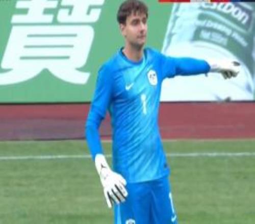 半場01落后，澳大利亞U19換上去年入選過世青賽名單的門將