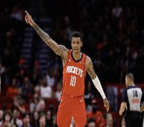 小贾巴里：我近期卡位不够好今天带着拼劲上场全力拼抢篮板