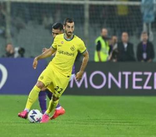 米體：勞塔羅和姆希塔良都在加練，但后者幾乎不可能趕上對(duì)陣羅馬