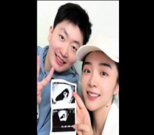 甜蜜！余霜分享懷孕記錄視頻：管澤元每天下廚+給寶寶讀睡前故事