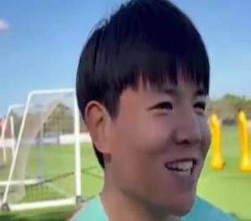 徐彬：其實我英語不是很差，只是不太敢說，基本能聽得大差不差