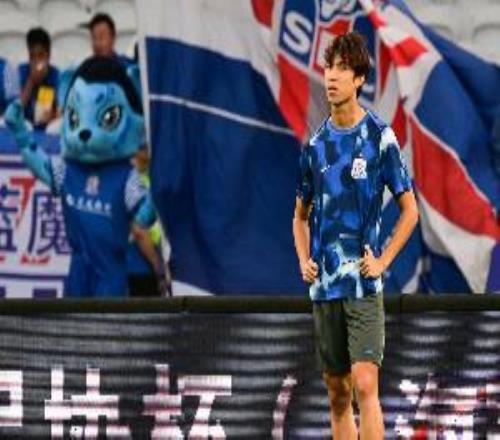 記者：吳啟鵬在U19國(guó)青隊(duì)訓(xùn)練中受傷，將提前返回申花接受治療