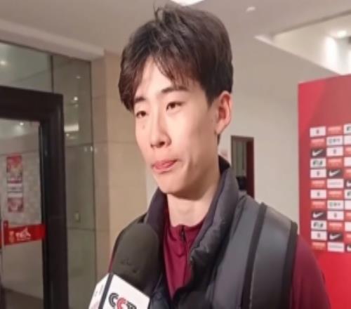 苗潤東：在國字號有好表現(xiàn)也算為江蘇隊(duì)爭光，希望帶江蘇隊(duì)沖乙