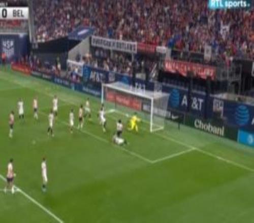 紅魔門神！23歲拉門斯為比利時出戰(zhàn)撲出必進球，曼聯(lián)2100萬歐引進