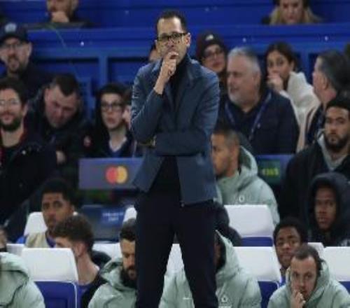 古斯托：不知道為什么那么多人調侃羅塞尼爾賽季中途換帥不容易