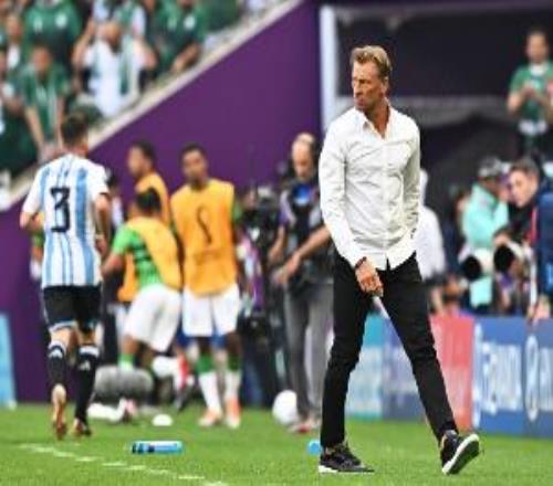 沙特媒：沙特主帥勒納爾將面臨評(píng)估，但被解雇的可能性不大