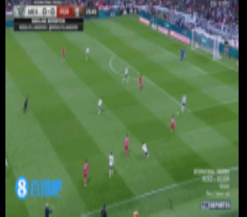 葡萄牙流暢配合，B費一腳出球，貢薩洛拉莫斯射門中柱