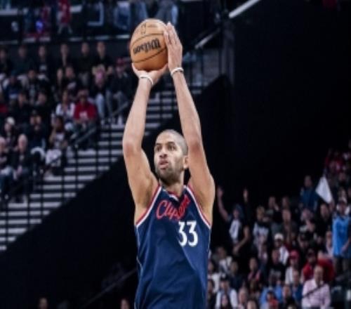 巴圖姆：這是我生涯最離奇的賽季戰術體系相比開賽時幾乎全換了