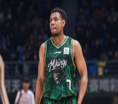 可圈可点！祝铭震得到19分4板1助赵柏清贡献17分4板