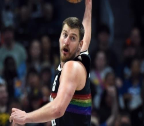 麥迪：約基奇毫不在意自己砍下20+20+20賽后只關心自己的馬