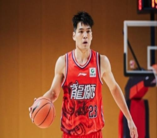 中规中矩！陈国豪9中5拿到10分1板3断正负值14