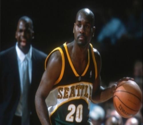 老佩頓：我的超音速球衣退役不著急等球隊(duì)回歸希望兄弟們先入選