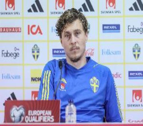 林德洛夫：對(duì)萊萬長(zhǎng)期保持巔峰感到欽佩，但我們會(huì)努力全程盯防他